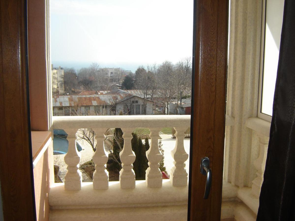 Byala Palace Apartments Eksteriør bilde